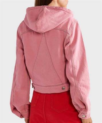 Emily-In-Paris-Emily-Cooper-Pink-Jacket-2022